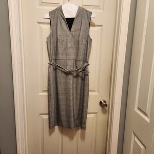 Ann Taylor b/w plaid dress size 4